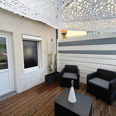 Duplex Avec Terrasse Apartment Lempdes Exterior foto